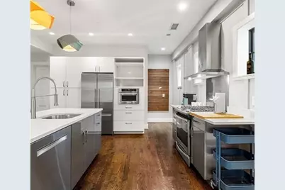 653 E 3rd St, Boston, MA 02127 - Photo 4