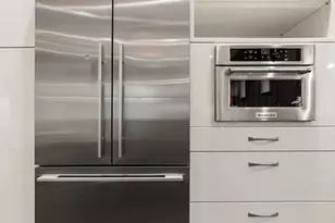 653 E 3rd St, Boston, MA 02127 - Photo 6