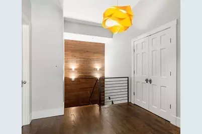 653 E 3rd St, Boston, MA 02127 - Photo 14