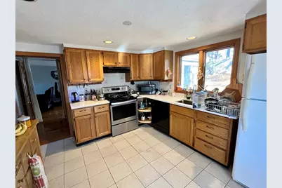 18 Lariviere Rd, Framingham, MA 01701 - Photo 4