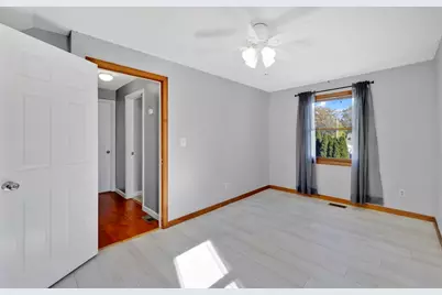 101 Frontenac Street, Chicopee, MA 01020 - Photo 22