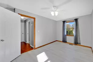 101 Frontenac St, Chicopee, MA 01020 - Photo 22