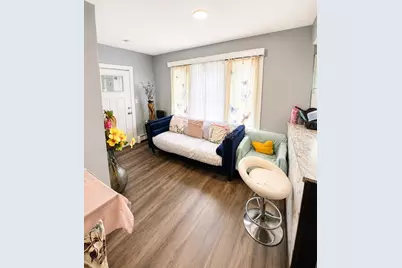 106 E Haverhill, Lawrence, MA 01841 - Photo 4