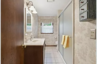 68 Deep Field Rd, Springfield, MA 01118 - Photo 16
