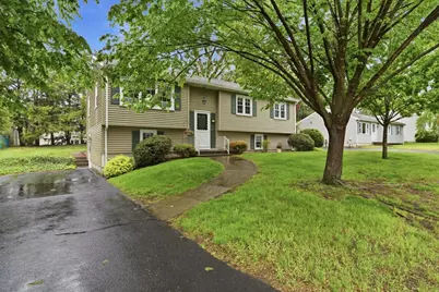 68 Deep Field Rd, Springfield, MA 01118 - Photo 2