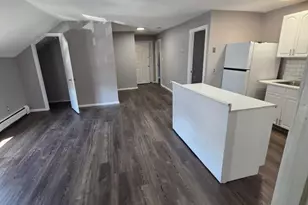 14 Carver St, Fall River, MA 02721 - Photo 2