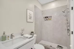72 Oakland St, Boston, MA 02135 - Photo 10