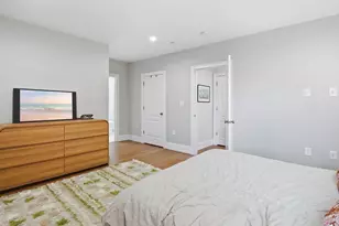 45 L St, Boston, MA 02127 - Photo 16