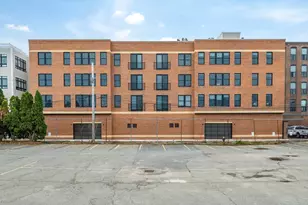 340 W 2nd St, Boston, MA 02127 - Photo 34