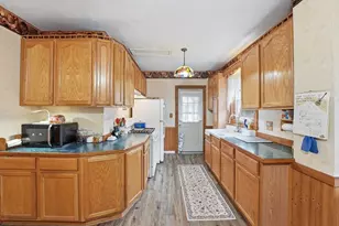 10 Hampden Ave, Monson, MA 01057 - Photo 10