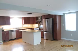 12 Parsons St, Peabody, MA 01960 - Photo 2