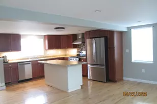12 Parsons St, Peabody, MA 01960 - Photo 2