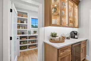 18 Avon Cir, Needham, MA 02494 - Photo 8