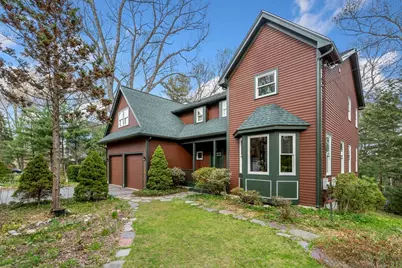 31 Woodcliffe Rd, Lexington, MA 02421 - Photo 2