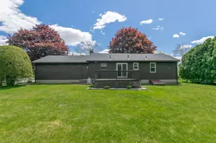629 River Rd, Agawam, MA 01001 - Photo 22