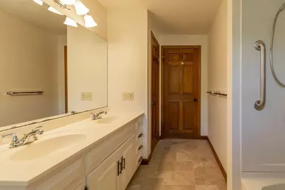 629 River Road, Agawam, MA 01001 - Photo 18