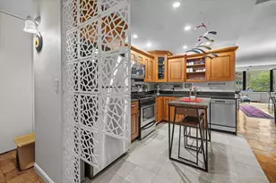65 E India Row, Boston, MA 02110 - Photo 2