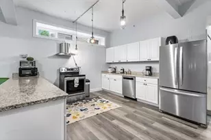 8 Parker St, Everett, MA 02149 - Photo 8