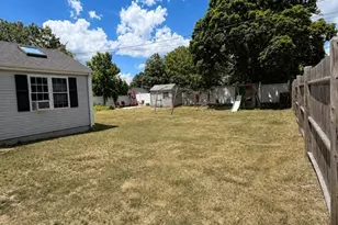 100 Bradley Ave, Brockton, MA 02302 - Photo 14