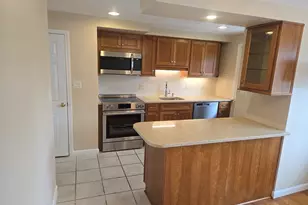 40 Lake St, Winchester, MA 01890 - Photo 2
