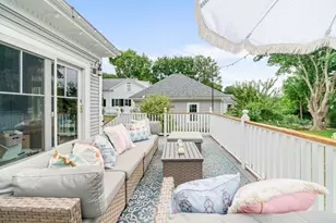 548 Elm St, Dartmouth, MA 02748 - Photo 16