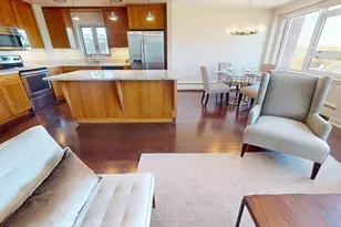 10 Hammond Pond Pkwy, Newton, MA 02467 - Photo 14