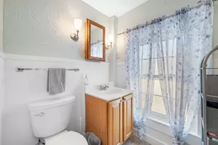 11 Sampson St, Grafton, MA 01560 - Photo 10