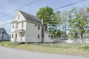 103 Wightman St, Chelmsford, MA 01863 - Photo 2