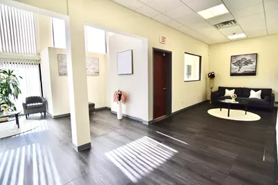 169 N Franklin Street #3A, Holbrook, MA 02343 - Photo 2