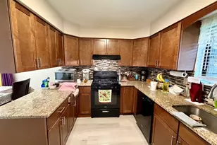 119 Beekman Dr, Agawam, MA 01001 - Photo 4
