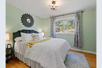 28 Bradford Circle, Hudson, NH 03051 - Photo 14
