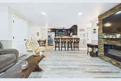 1619 Braley Rd #98, New Bedford, MA 02745 - Photo 2