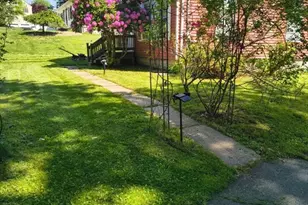 41 Linwood St, Haverhill, MA 01830 - Photo 2