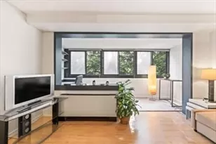 2 Hawthorne Pl, Boston, MA 02114 - Photo 4
