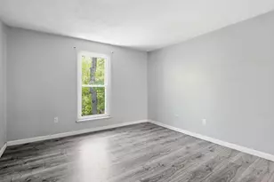 15 Shadowbrook Ln, Milford, MA 01757 - Photo 20