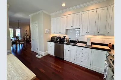 51 Upland Rd #1, Cambridge, MA 02140 - Photo 4