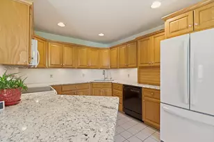 81 Seapowet Ave, Tiverton, RI 02878 - Photo 10