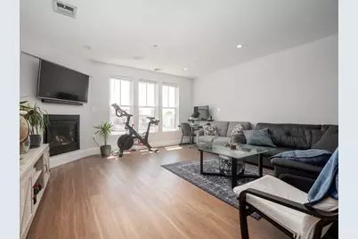 45 L Street #28, Boston, MA 02127 - Photo 4
