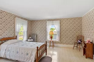 93 Chapin St, Southbridge, MA 01550 - Photo 8