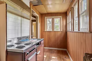 93 Chapin St, Southbridge, MA 01550 - Photo 10