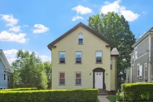 93 Chapin St, Southbridge, MA 01550 - Photo 2