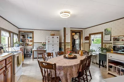 93 Chapin St, Southbridge, MA 01550 - Photo 4