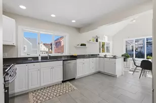 15 S Fairview St, Boston, MA 02131 - Photo 2