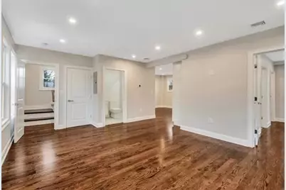 31 Oak Street #2, Wellesley, MA 02482 - Photo 2