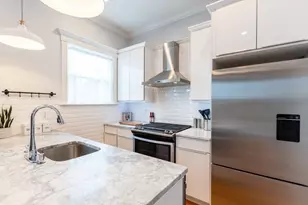 9 Everett Ave, Boston, MA 02125 - Photo 24