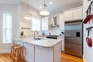 9 Everett Ave, Boston, MA 02125 - Photo 6