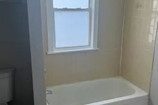 27 Warren Ave, Malden, MA 02148 - Photo 14