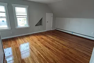 27 Warren Ave, Malden, MA 02148 - Photo 10