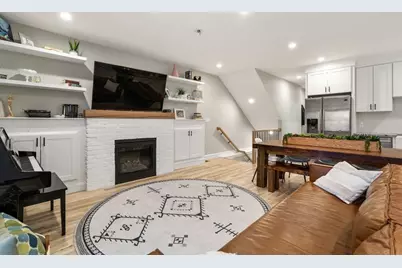 142 West 8th Street #1, Boston, MA 02127 - Photo 4