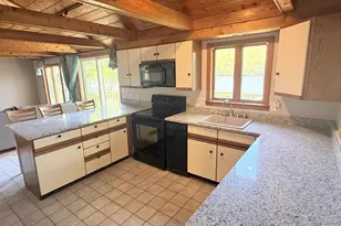 8 Julia Ann Dr, Holland, MA 01521 - Photo 22